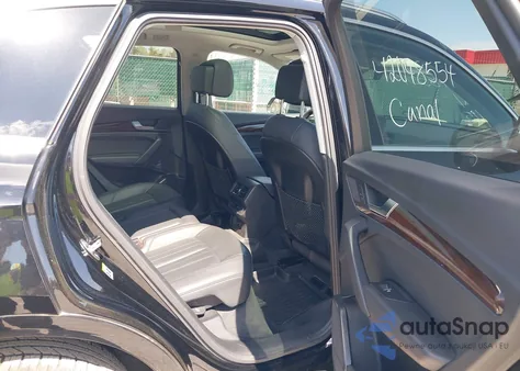 2020 Audi Q5 Premium 45 Tfsi Quattro S Tronic z USA, uszkodzony, nr VIN WA1ANAFY7L2067643